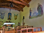 04 Interno chiesetta S. Maria di Lourdes 